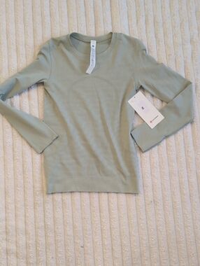 Lululemon Swiftly Relaxed Long Sleeve